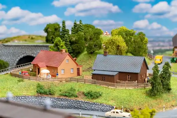 2 Maisons de village ‐ 1 160 - Faller 232184 Haute Qualité