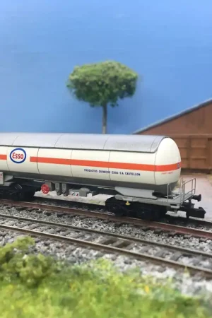 Wagon-citerne ammoniac 4 essieux type PRR «ESSO-Saltra», gris/blanc/orange, RENFE, Ep. III-IV - ARNOLD HN6724 - N 1/160 Authentique