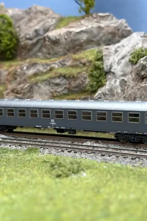 Voiture Express UIC-X type Bz, 2CL, FS, Ep. IV - FLEISCHMANN 863961 - N 1/160 Acheter En Ligne