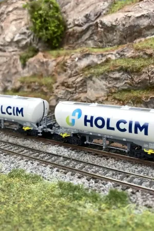 2 wagons silos type Uacns, à bogies, Holcim, Ep VI - FLEISCHMANN 6660047 - N 1/160 Authentique