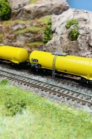 Commander Maintenant 2 wagons citernes type Zans, GATX, Ep VI - FLEISCHMANN 825816 - N 1/160