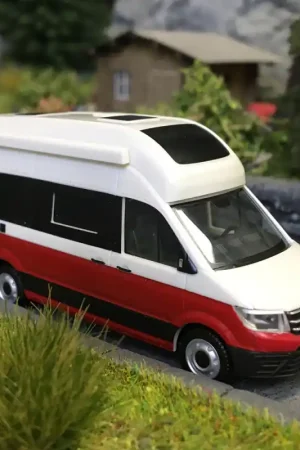 Volkswagen Crafter Grand California, blanc bourbon / rouge cerise - HERPA 096294-003 - HO 1/87 Vente Flash