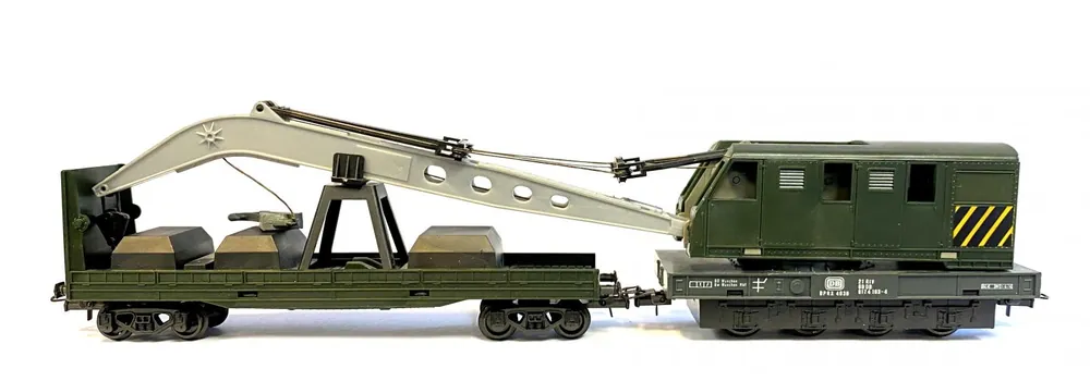 *SOLDES* - ENSEMBLE DE 2 WAGONS PLAT DONT 1 WAGON GRUE DB Commander Maintenant