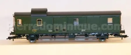 *SOLDES* - FOURGON A ESSIEUX TYPE BOITE A TONNERRE DE LA SNCF Top Vente