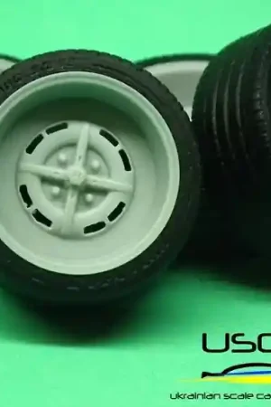 Achat Immédiat Ukrainian Scale Cars Production (USCP) 24W063A 15inch Lemmerz GT Custom Tires